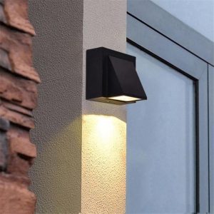 lampadaire design pour éclairage extérieur