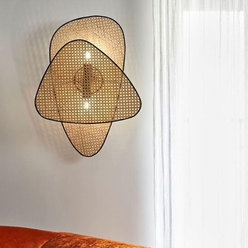 lampe murale en cannage